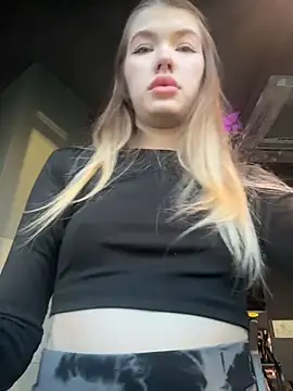 Snapshot of Miss_Mia69 chatting on 07.16.26 Miss Mia69 online show from 07.16.26