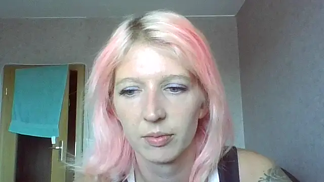 Snapshot of Bianka_Melody chatting on 07.15.26 Bianka Melody online show from 07.15.26