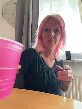 Snapshot of Bianka_Melody chatting on 07.16.26 Bianka Melody online show from 07.16.26
