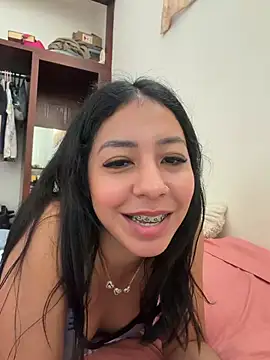 Snapshot of kari_rive chatting on 07.21.26 kari rive online show from 07.21.26