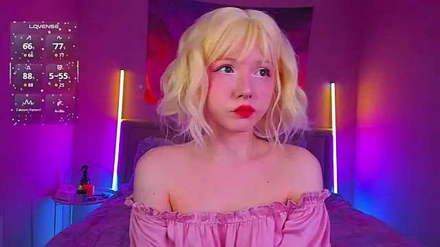 Snapshot of babeEvaa chatting on 07.18.26 babeEvaa online show from 07.18.26