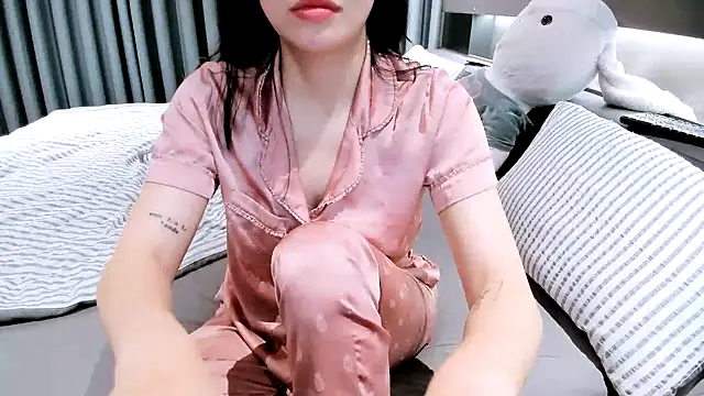 SungkyunnKwan online show from 02.19.25