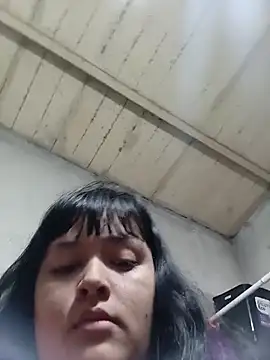 Snapshot of Luu_19 chatting on 07.27.26 Luu 19 online show from 07.27.26