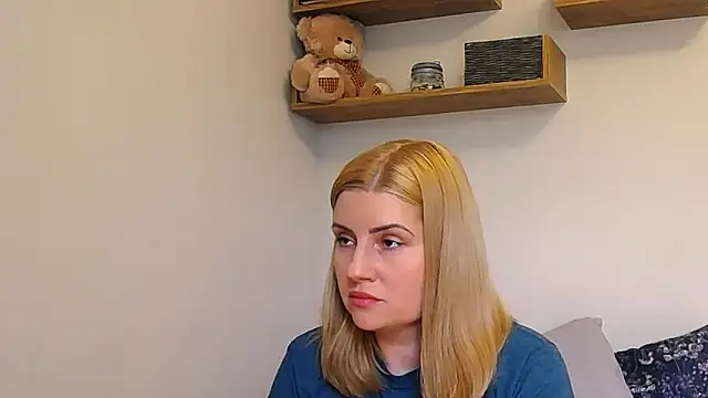 alisenties online show from 04.23.26