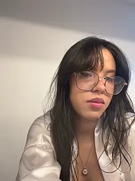 rose allure1 online show from 07.15.26