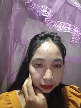 Snapshot of Elooise chatting on 07.15.26 Elooise online show from 07.15.26