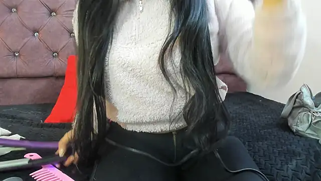 Snapshot of gabriela_grace chatting on 11.06.25 gabriela grace online show from 11.06.25