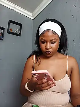 Snapshot of P1nk_Paige chatting on 07.24.26 P1nk Paige online show from 07.24.26