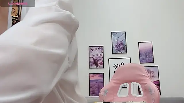 Katy Bae online show from 02.22.25