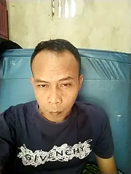 SamaSamaEnak online show from 07.23.26
