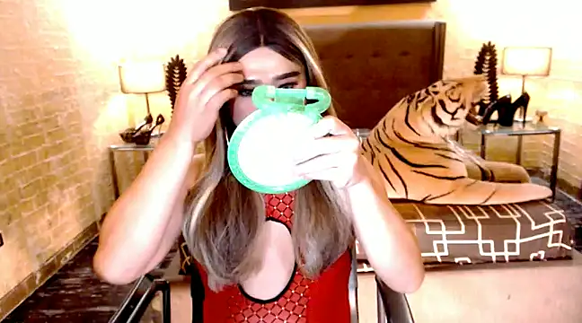 Snapshot of BigCumHuntersxx chatting on 01.08.25 BigCumHuntersxx online show from 01.08.25