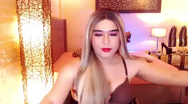 Snapshot of BigCumHuntersxx chatting on 03.13.25 BigCumHuntersxx online show from 03.13.25