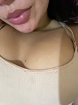 Snapshot of mels011 chatting on 07.27.26 mels011 online show from 07.27.26