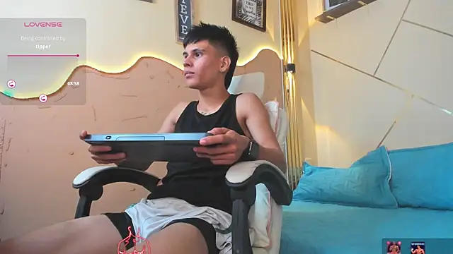Thiiago xxx online show from 07.25.26