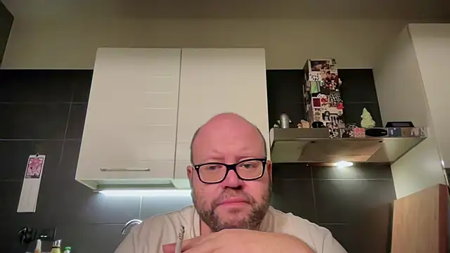 theitalianbear online show from 04.10.26