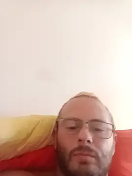 Snapshot of Zatil90 chatting on 07.28.26 Zatil90 online show from 07.28.26