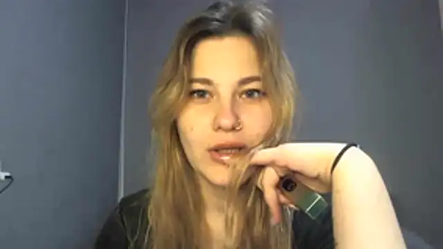 Snapshot of AliseXwex chatting on 07.30.26 AliseXwex online show from 07.30.26