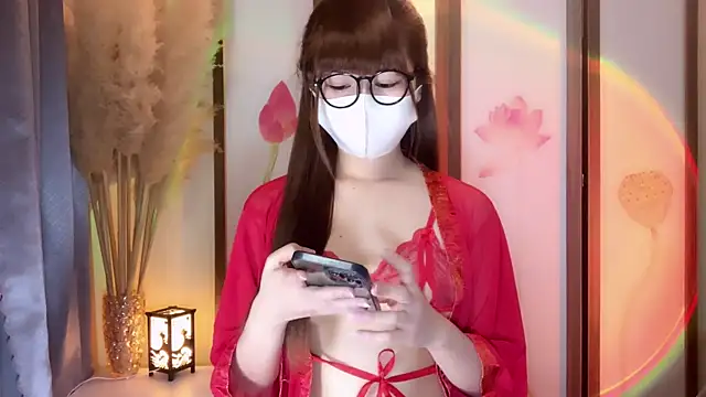 Snapshot of Yuzu-ha chatting on 07.29.26 Yuzu-ha online show from 07.29.26