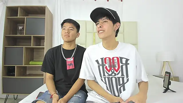 I S A K   online show from 07.30.26