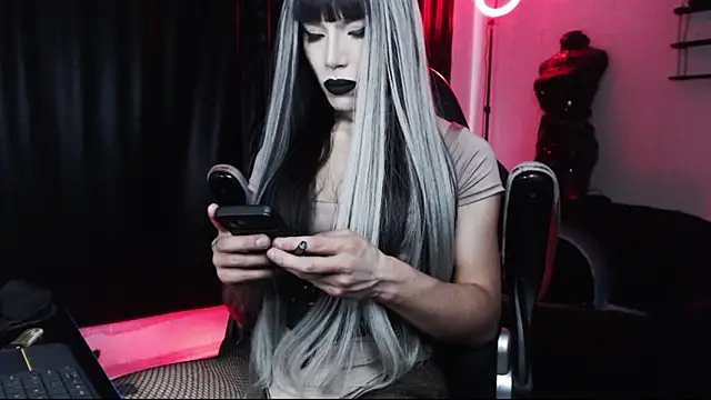 april simons2 online show from 10.26.25