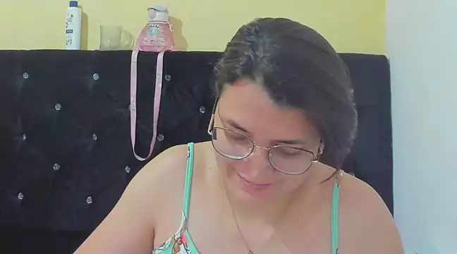 Snapshot of MARILYN_GARCIA chatting on 12.15.24 MARILYN GARCIA online show from 12.15.24