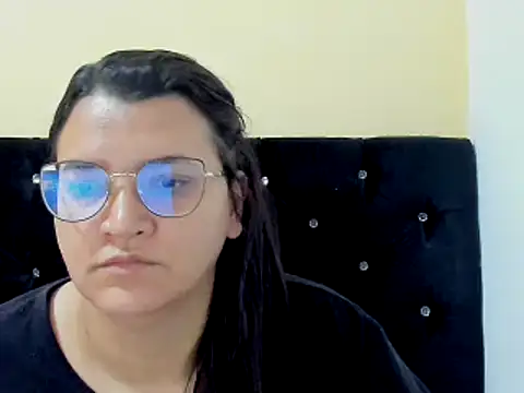 Snapshot of MARILYN_GARCIA chatting on 12.19.24 MARILYN GARCIA online show from 12.19.24