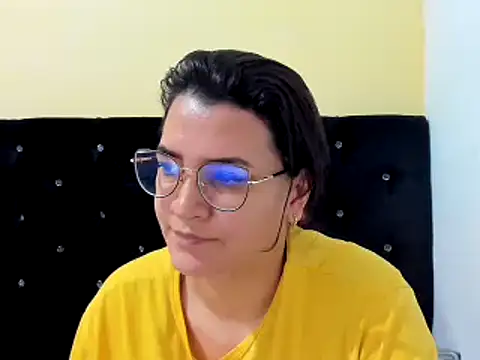 Snapshot of MARILYN_GARCIA chatting on 12.27.24 MARILYN GARCIA online show from 12.27.24