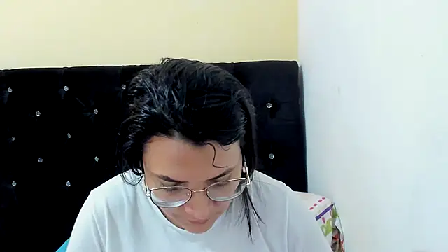 Snapshot of MARILYN_GARCIA chatting on 01.05.25 MARILYN GARCIA online show from 01.05.25
