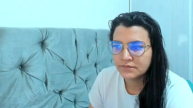 Snapshot of MARILYN_GARCIA chatting on 01.19.25 MARILYN GARCIA online show from 01.19.25