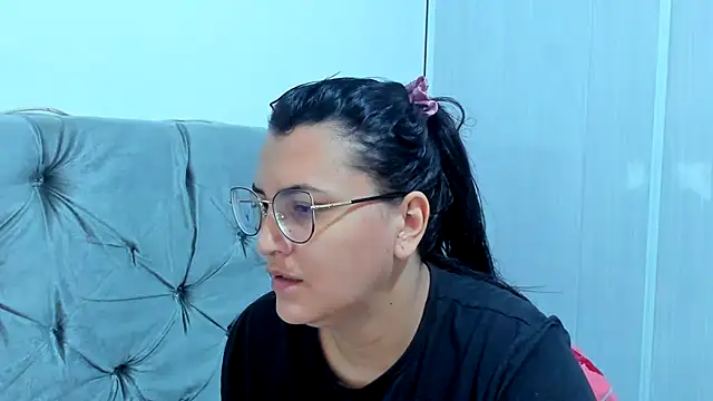 Snapshot of MARILYN_GARCIA chatting on 01.22.25 MARILYN GARCIA online show from 01.22.25