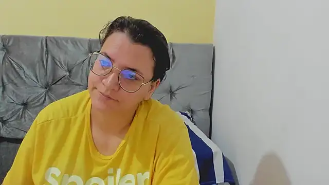 Snapshot of MARILYN_GARCIA chatting on 01.29.25 MARILYN GARCIA online show from 01.29.25