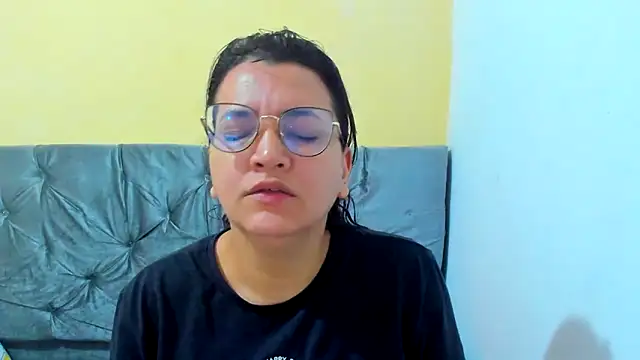 Snapshot of MARILYN_GARCIA chatting on 01.31.25 MARILYN GARCIA online show from 01.31.25
