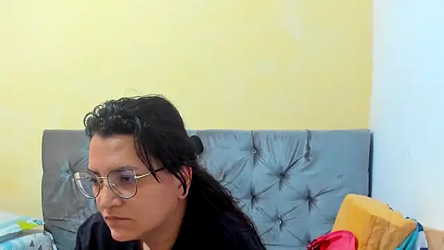 Snapshot of MARILYN_GARCIA chatting on 01.31.25 MARILYN GARCIA online show from 01.31.25