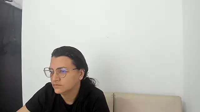 Snapshot of MARILYN_GARCIA chatting on 02.24.25 MARILYN GARCIA online show from 02.24.25
