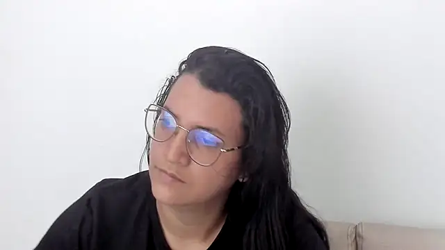 Snapshot of MARILYN_GARCIA chatting on 02.24.25 MARILYN GARCIA online show from 02.24.25