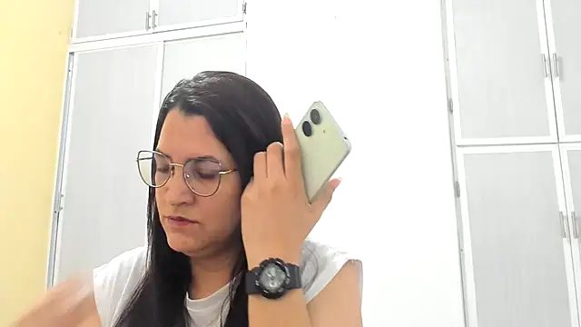 Snapshot of MARILYN_GARCIA chatting on 03.19.25 MARILYN GARCIA online show from 03.19.25