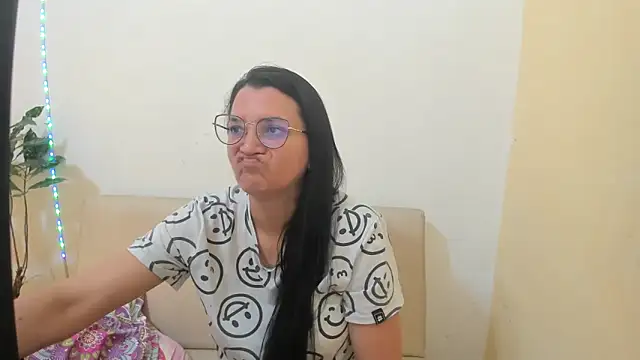 MARILYN GARCIA online show from 04.22.26