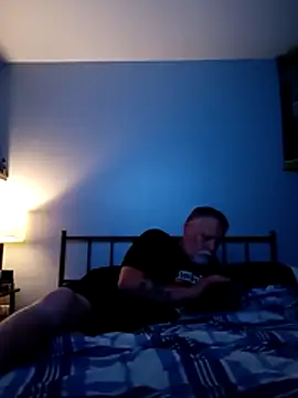 Snapshot of slickdick420000 chatting on 08.08.26 slickdick420000 online show from 08.08.26