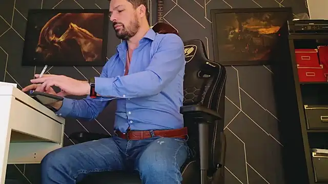 ChrisKox online show from 02.12.25