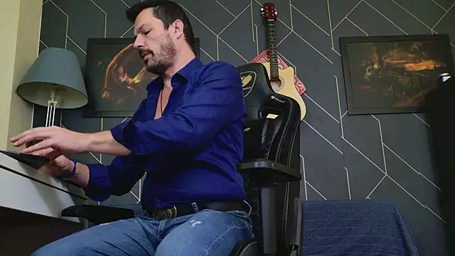 ChrisKox online show from 01.12.26