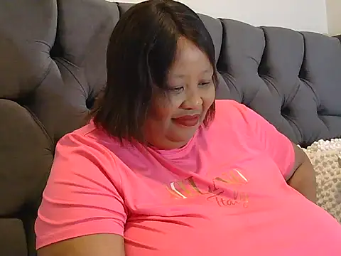 Snapshot of nancy111 chatting on 11.18.25 nancy111 online show from 11.18.25