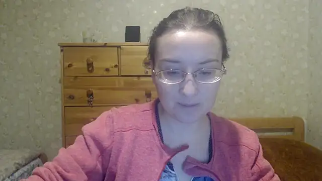 Snapshot of Smart_Rose chatting on 01.31.25 Smart Rose online show from 01.31.25