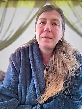 Snapshot of Natali_UA chatting on 04.22.26 Natali UA online show from 04.22.26
