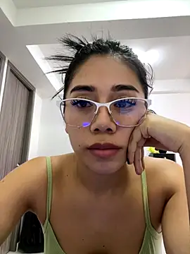 Snapshot of aimi_art1 chatting on 09.18.25 aimi art1 online show from 09.18.25