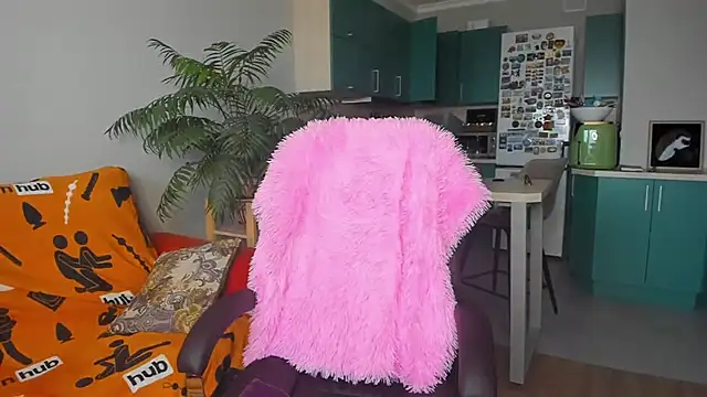 ChristinaGlory online show from 03.21.25