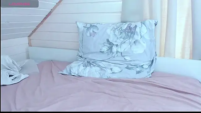 I AM MILF online show from 02.07.25