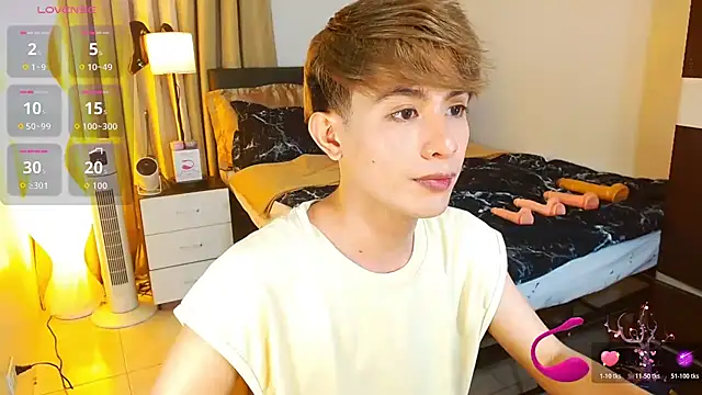 Snapshot of WildestTwink chatting on 06.24.26 WildestTwink online show from 06.24.26