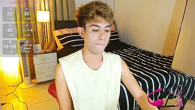 Snapshot of WildestTwink chatting on 07.28.26 WildestTwink online show from 07.28.26