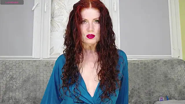 Snapshot of Hetera chatting on 07.29.26 Hetera online show from 07.29.26