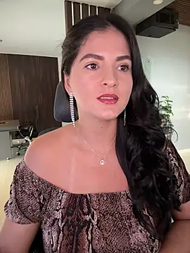 Carolina Novoa online show from 10.03.25